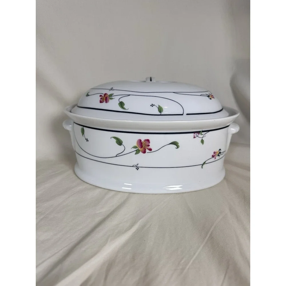 Savoir Vivre Spring Fantasy Covered Casserole Dish Japan Floral‎ Bake Serve 2 Qt